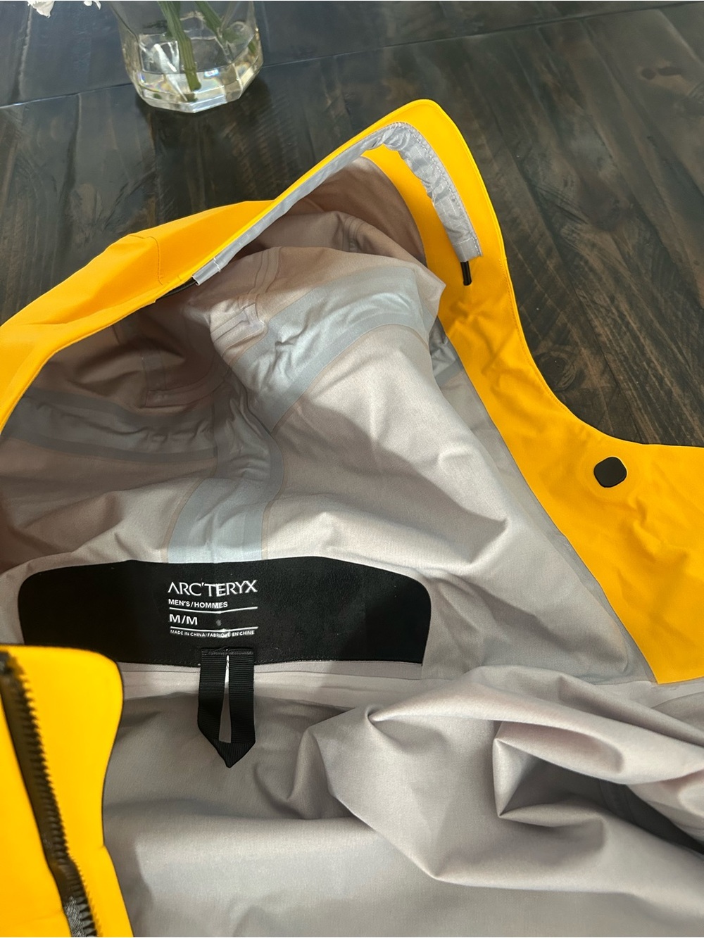 Arc'teryx men’s  Yellow Waterproof Raincoat - Picture 4 of 7